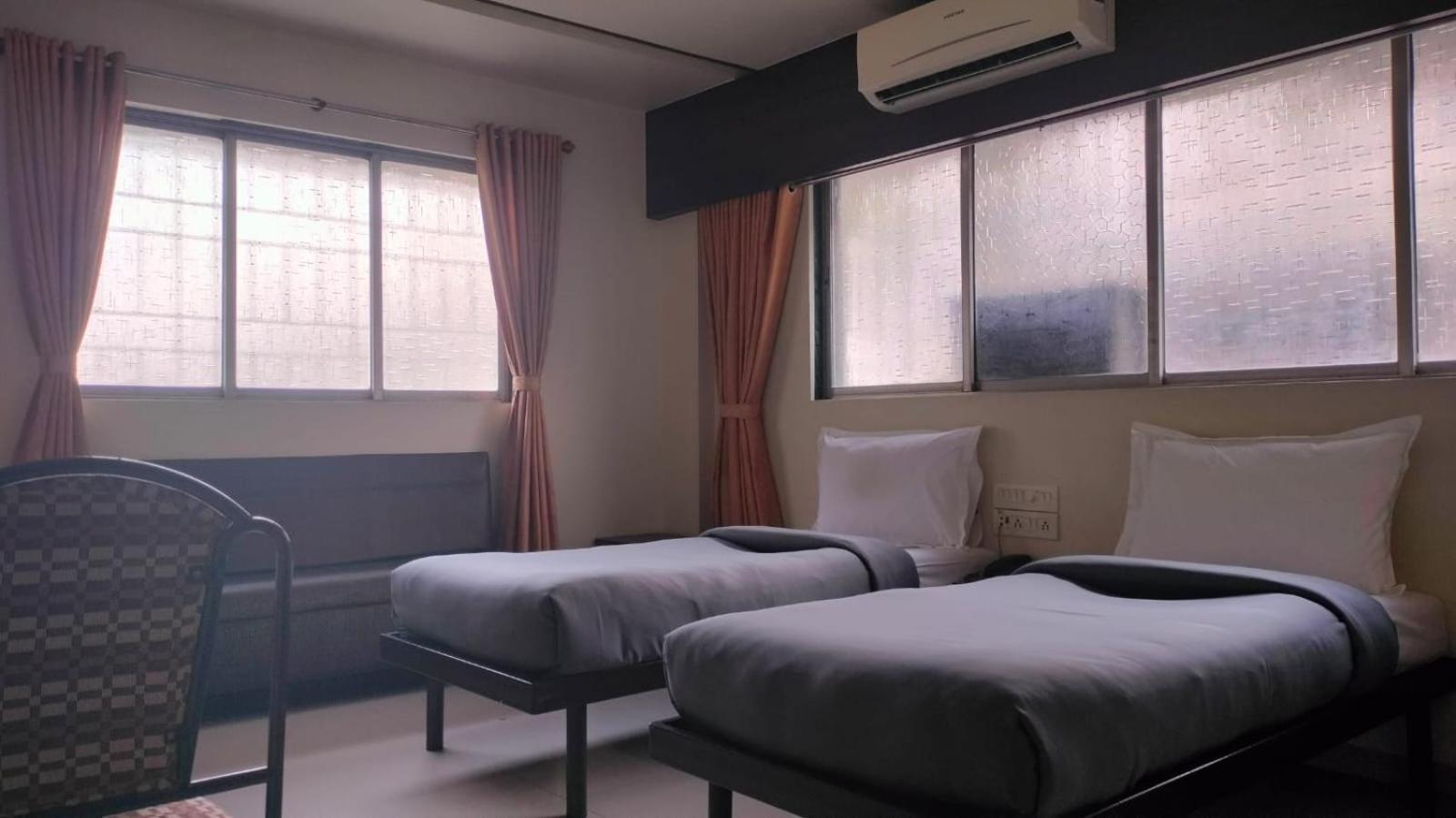 Hotel Sai Nidhi Executive-Mindspace Airoli Navi Mumbai Exterior photo